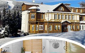 Hotel Snezka